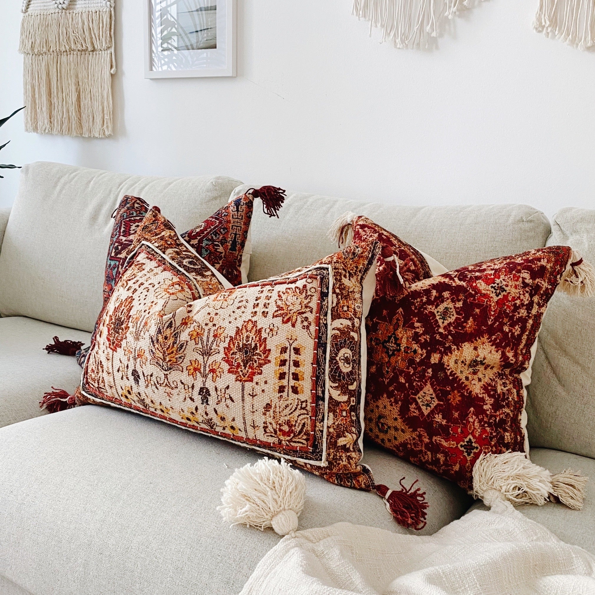 Throw Pillow Cover, Decorative Pillow, Persian Rug Pillow, Lumbar