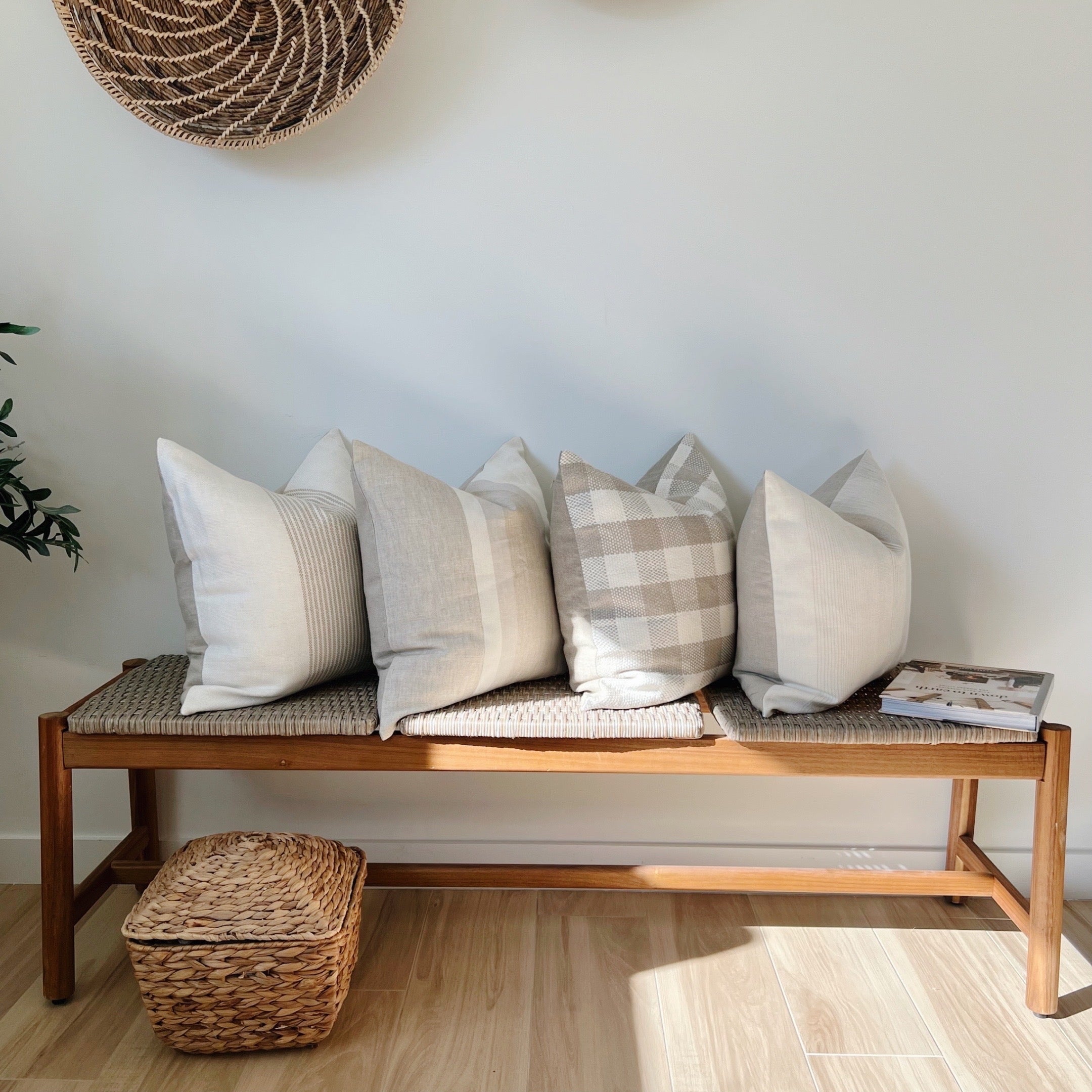 Throw pillows for top entryway bench