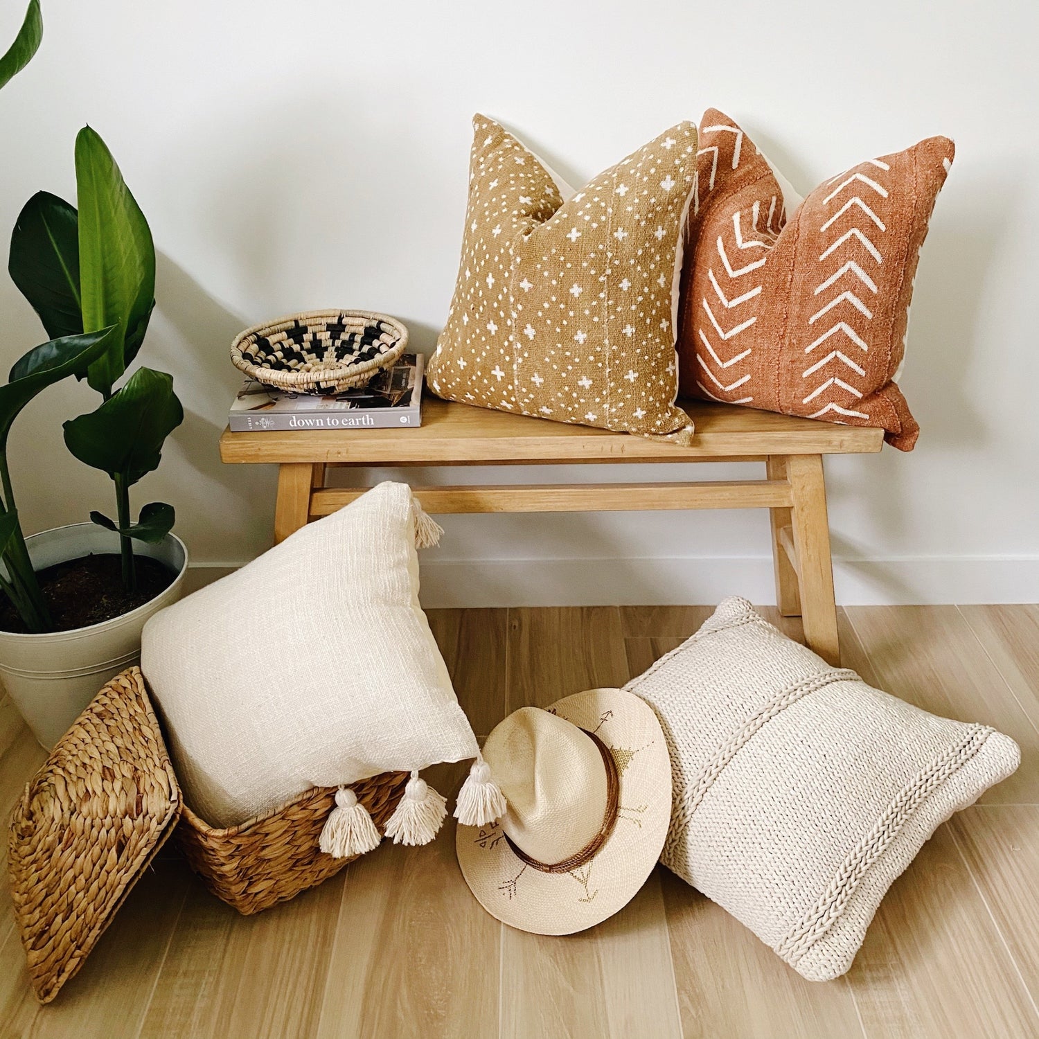 Sitia Neutral Pillow – theHOMEmind