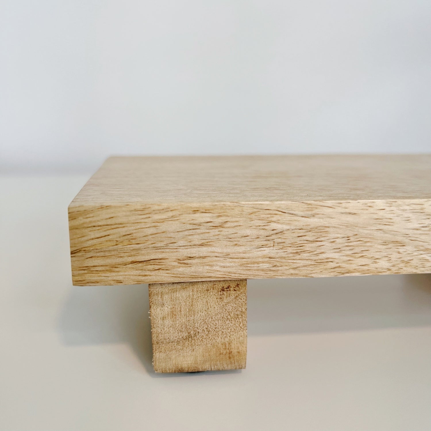Natural Wood Riser – theHOMEmind